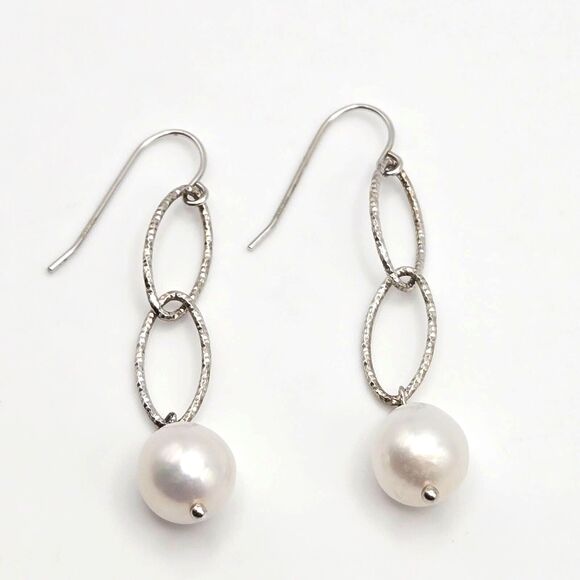 Imperial Genuine Cultured Pearls on Sterling Silver 925 Bracelet and Earring Set - Picture 4 of 10